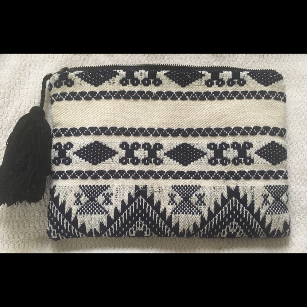 Legend of Lido Bazaar pouch